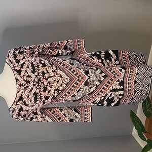 White House Black Market Black and Pink Print Stretchy V-Back Dress - Size S